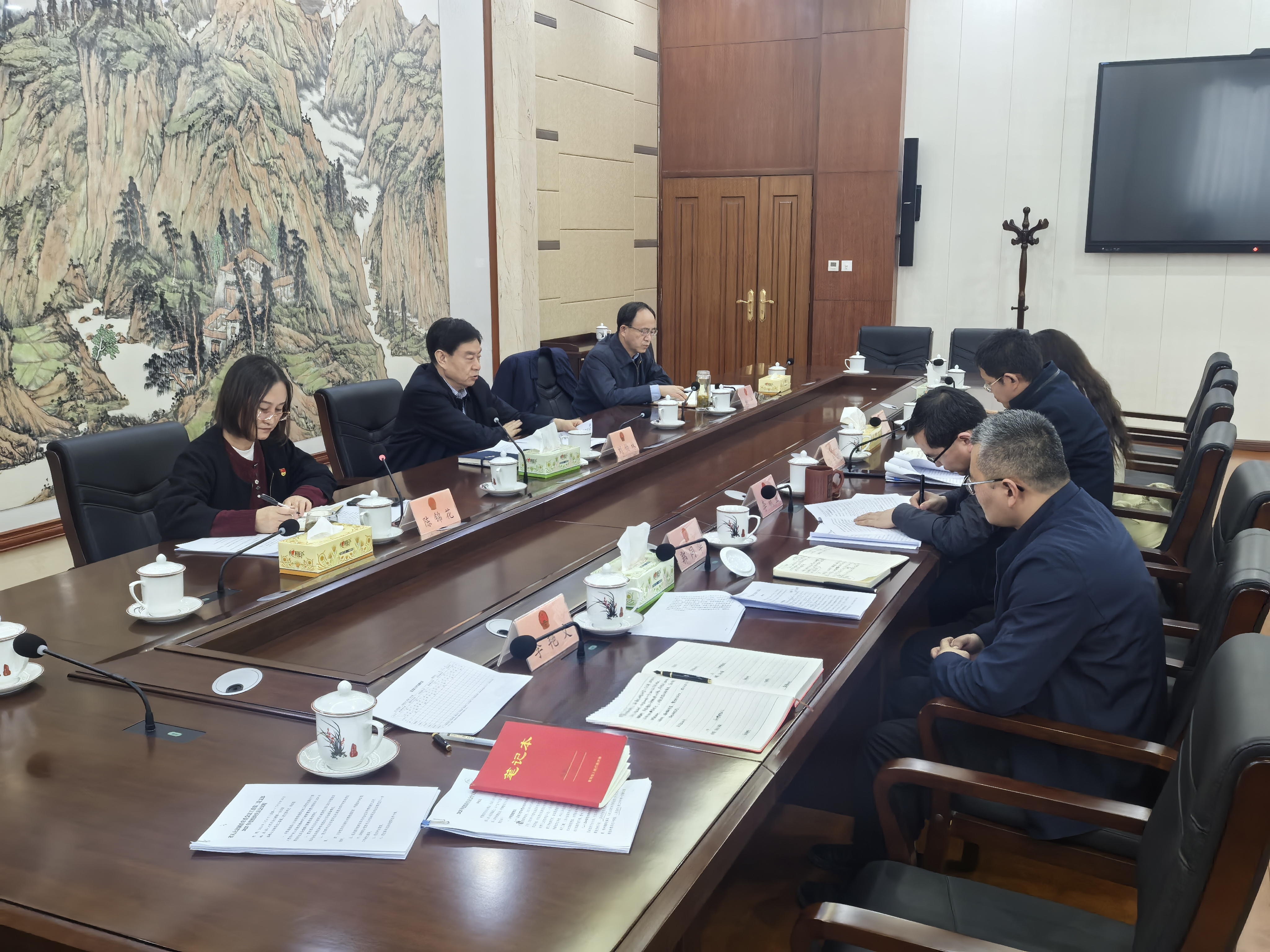 组织生活会 照片.jpg